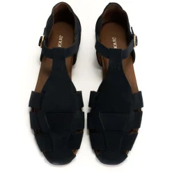 Lain Flats