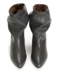 Vully 50 Stiletto