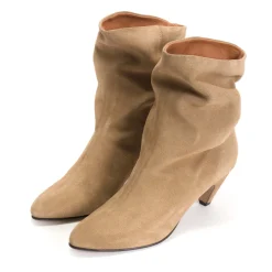 Vully 50 Stiletto