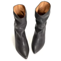 Vully 75 Stiletto